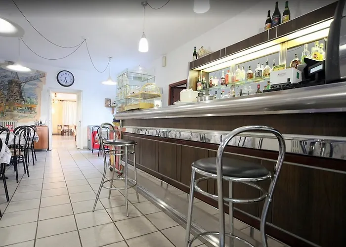 Ristorante Roma מלון *